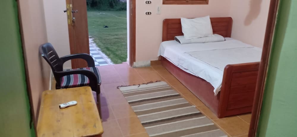 Ahmed Safari Camp & hotel