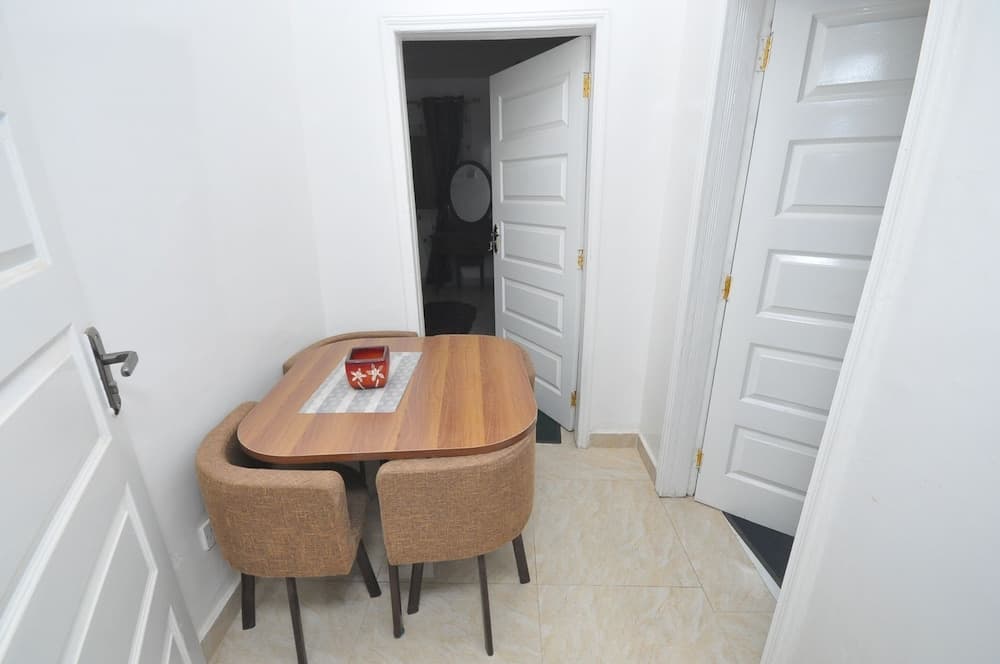 B2 Self Catering Apartments