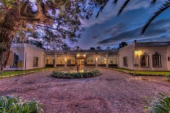 Hosteria Hacienda Pinsaqui