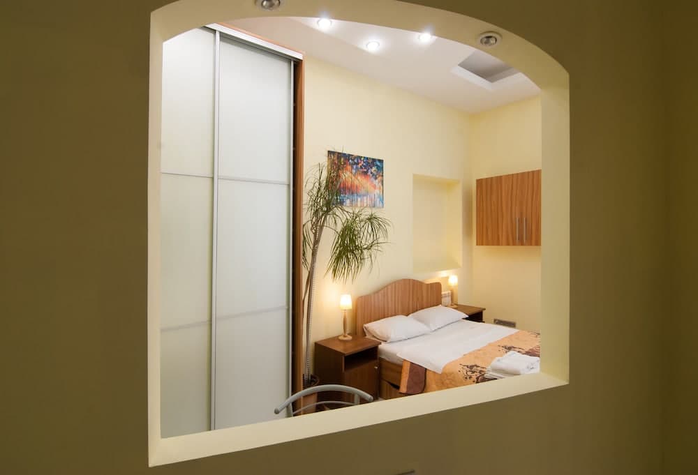 Home-Hotel Vladimirskaya 45