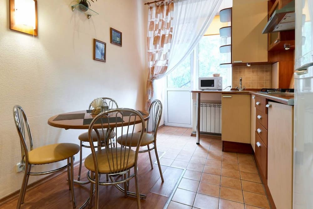 Home-Hotel Voloshskaya 51