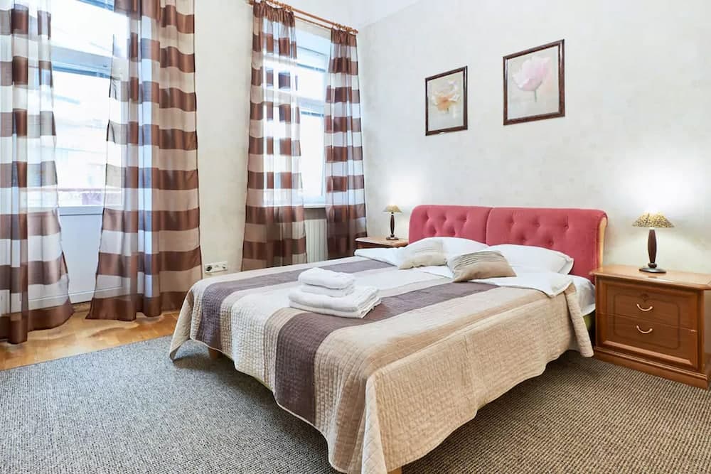 Home-Hotel Malaya Zhitomirskaya 3