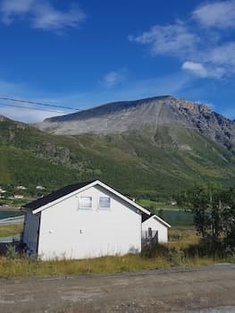 Lyngsalpan Cruise Lodge