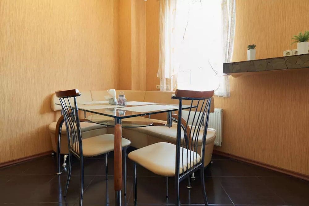 Home-Hotel Metropolita Sheptitskogo 10