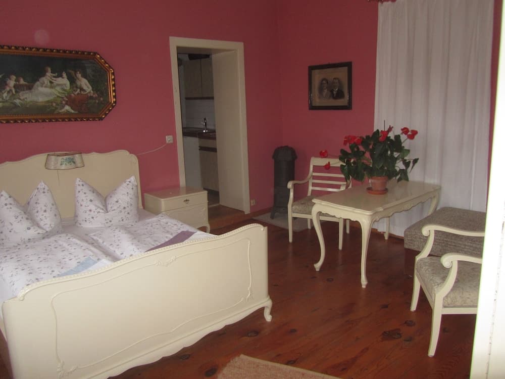 Pension im Richterschen Zweij Huffen Gut