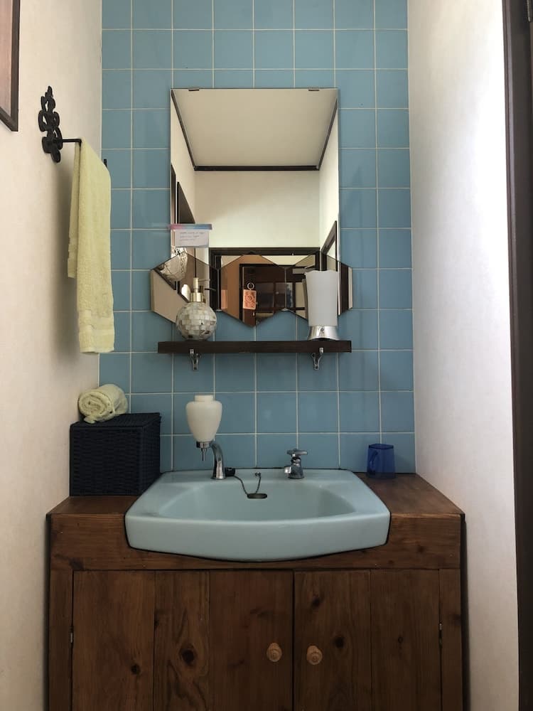 Sansaro Cafe & guest house