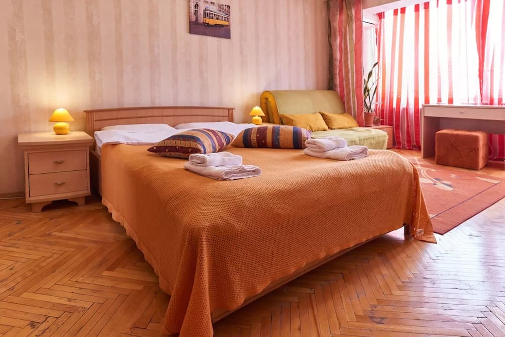 Home-Hotel Raisy Osipkinoy 7A