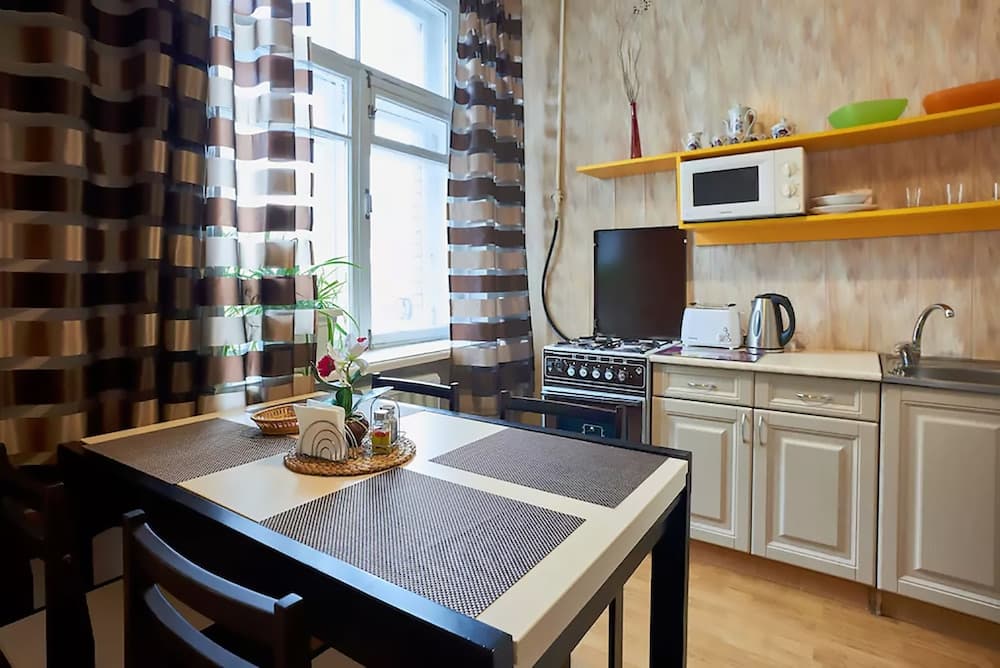 Home-Hotel Sofyevskaya 16-16