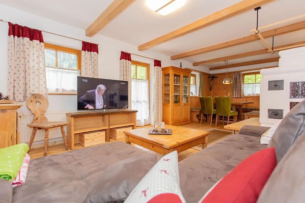 Chalet Glemmtal - Haus Dorfblick