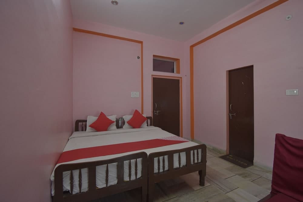 OYO 47389 Hotel Sun N Star