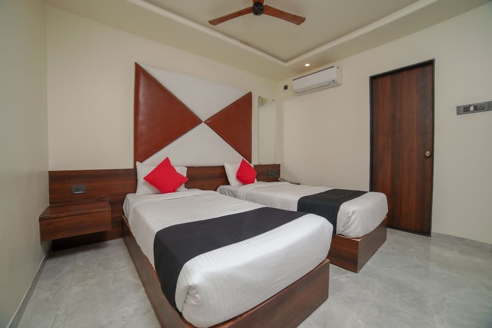 Capital O 48942 Hotel Ashoka Imperial