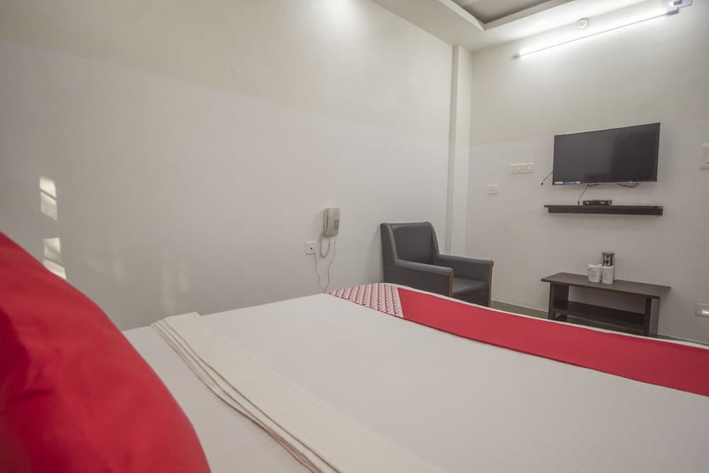 OYO 27984 Hotel Debdutta