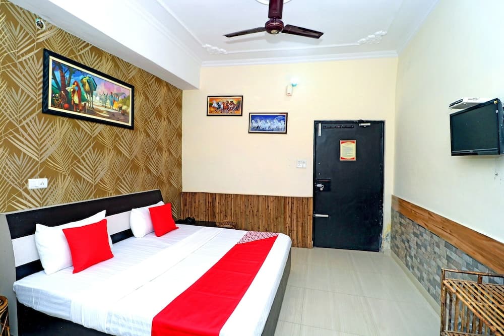 OYO 39812 Welcome Lounge