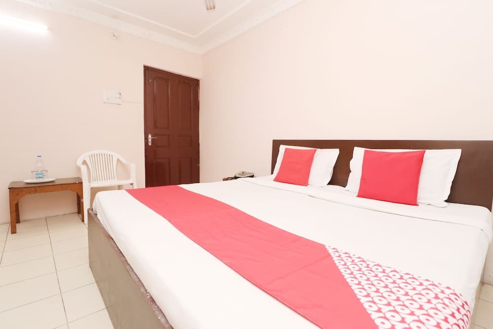 OYO 30274 Temple City Guest House