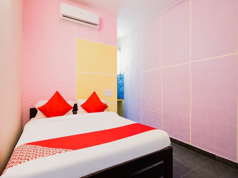 OYO 30291 Sonika Grand