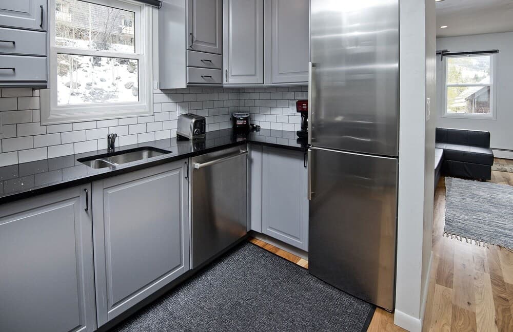 4112 Spruce Way 2 Bedroom Condo by RedAwning