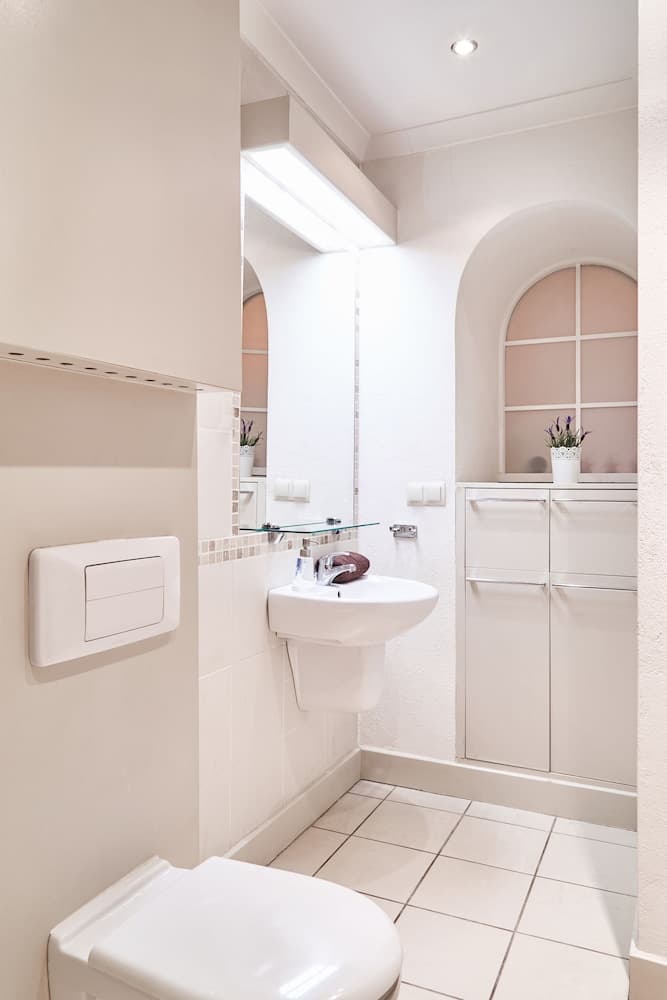 Stylish 2 bed apt Morsztynowska street