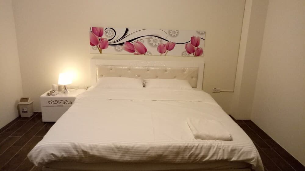 Yuanshan Dahu Homestay