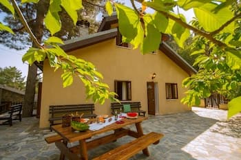 Persephone Cottage - Enhance Your Senses