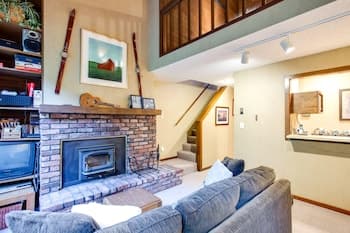 59SW - Fireplace - Dishwasher - Washer/Dryer - Sleeps 6