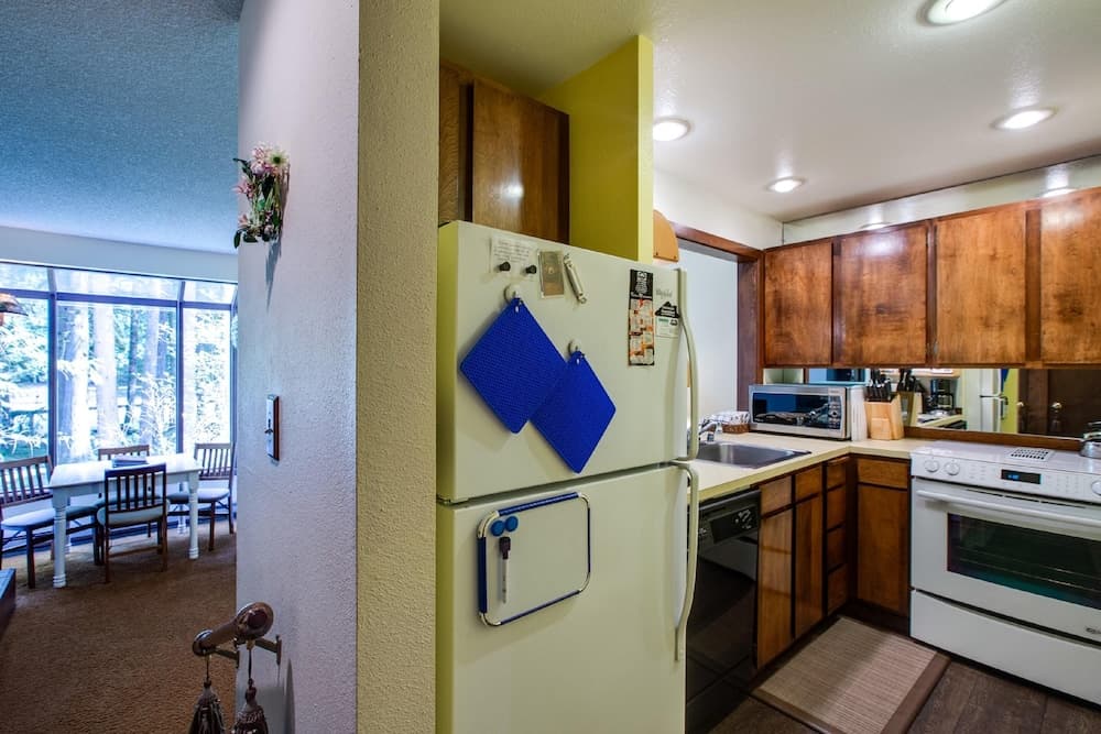 28SW - Fireplace - Dishwasher - Washer/Dryer - Sleeps 4