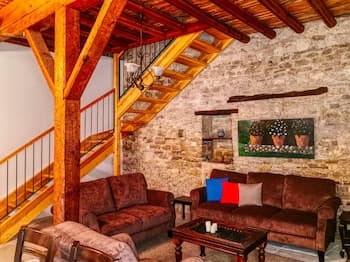 Ariadni Gaia Cottage