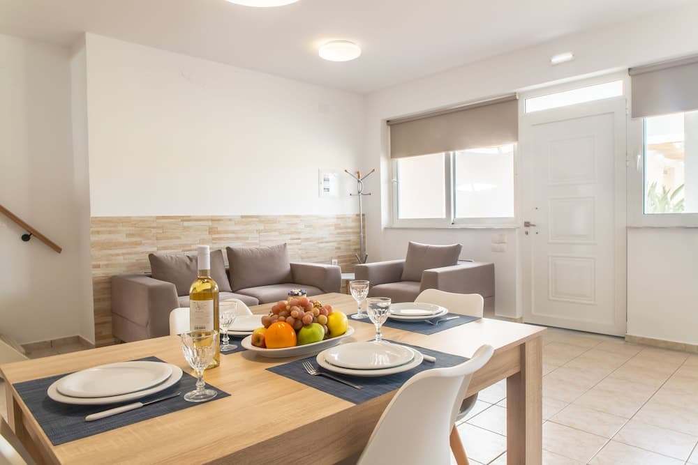 Argiri Apartments & Suites