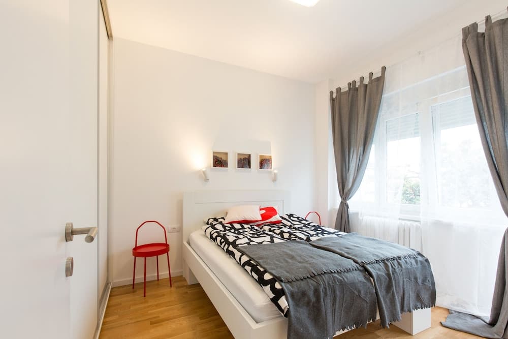 Belgrade Center Apartment Slavija Square