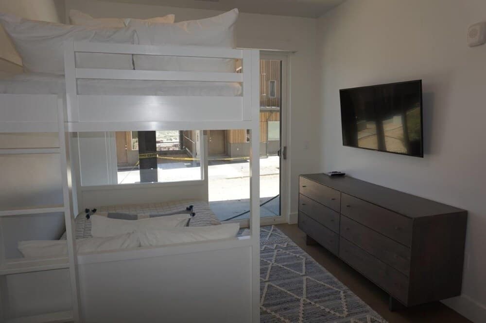 Sedona Hillside Hideaway - 4 Br Condo