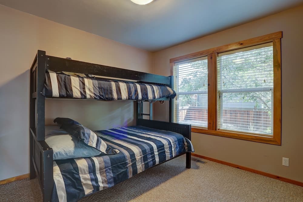 Huckleberry 3 Bedroom Home by RedAwning