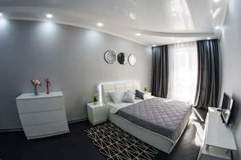 Apartment Luxe on Maslennikova 58