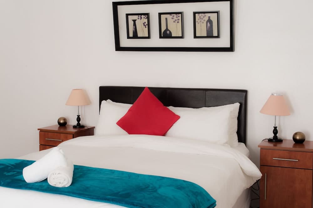 Nama White Guest House