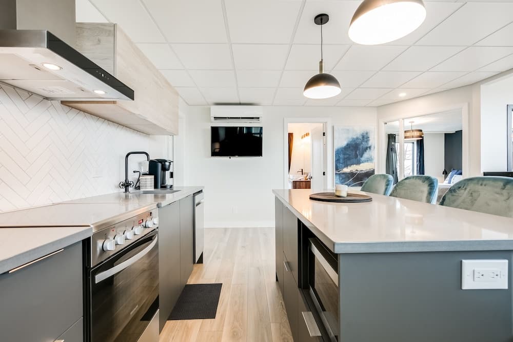 Le Masson - Complexe La Voûte by KASANIA