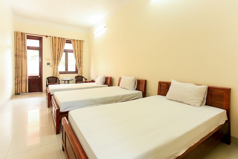 OYO 810 My Khe Hotel