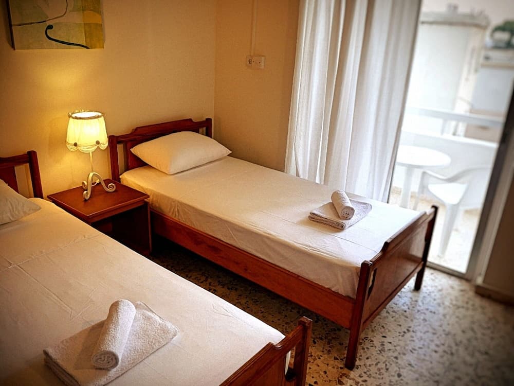 Napa Central Apartment