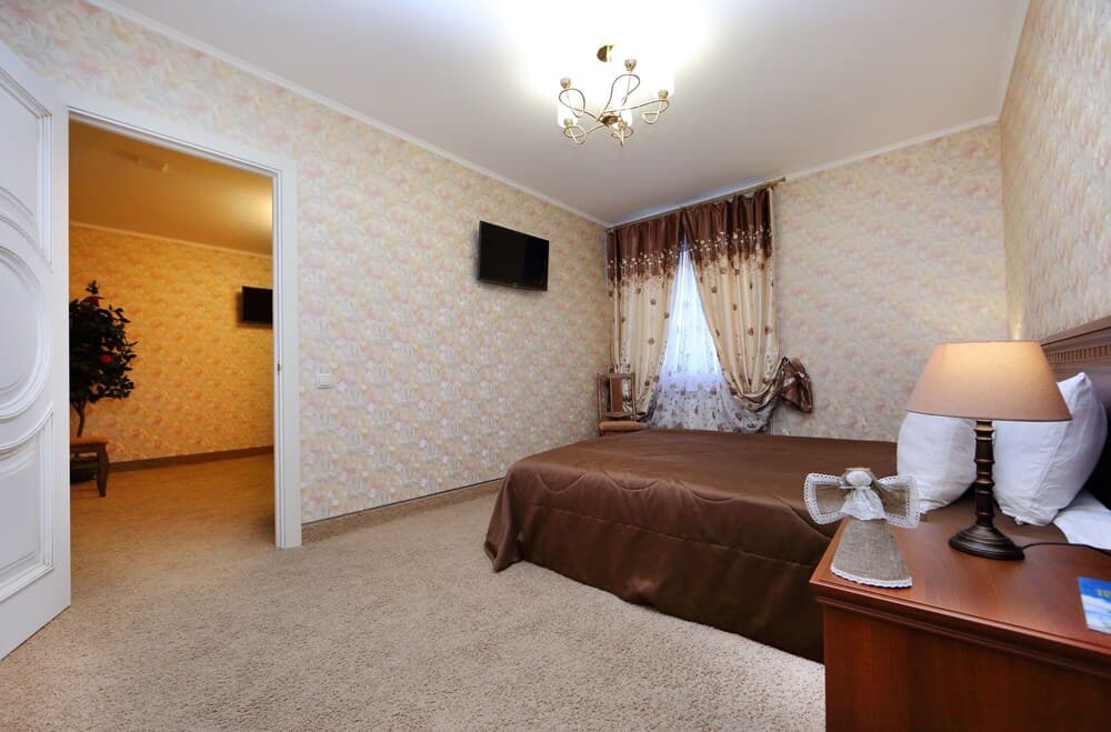 Nikolin Park Guest House