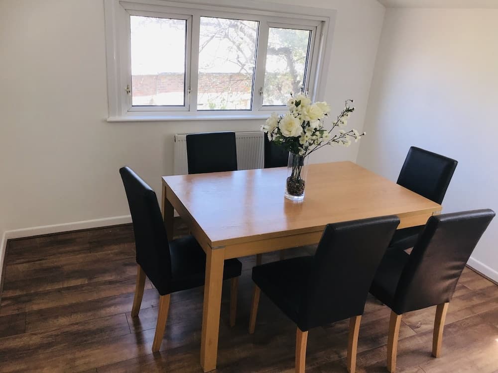 Arma Short Stays - Iffley Road