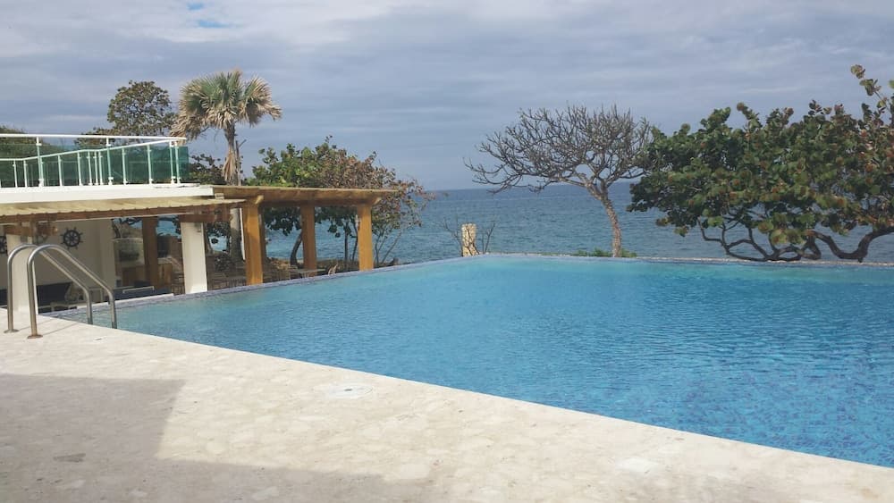 Ocean Front Apt BayRock 2 Sosua-Cabarete