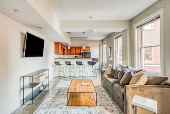 Mint House Louisville - Downtown