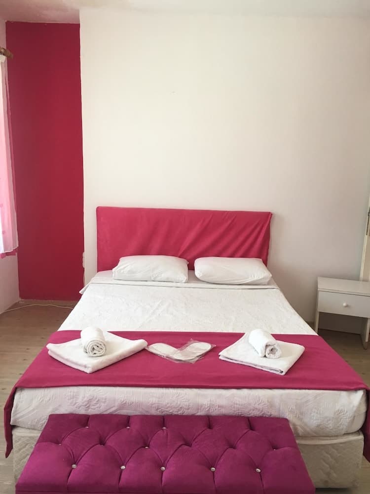 Alacati Sakiz Ev Hotel