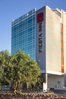 Fiesta Inn Celaya Galerías