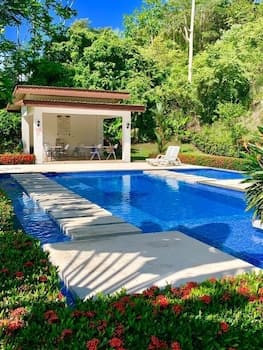 Lujosa Villa Familiar Cerca del Oceano