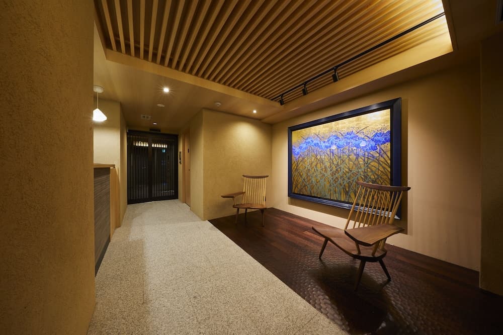 Rinn Shijo Nishinotoin