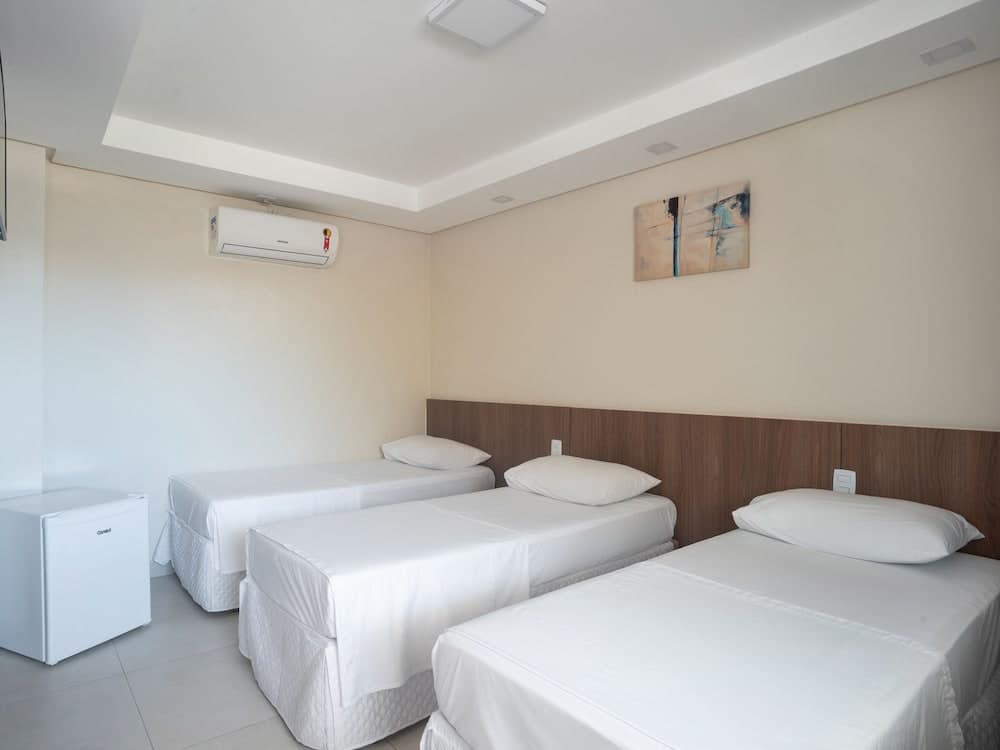 OYO Hotel Barra Do Riacho, Aracruz