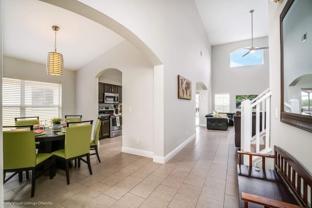 Private Pool Home With Fantastic Upgrades. Very Safe for Children! - 5av534