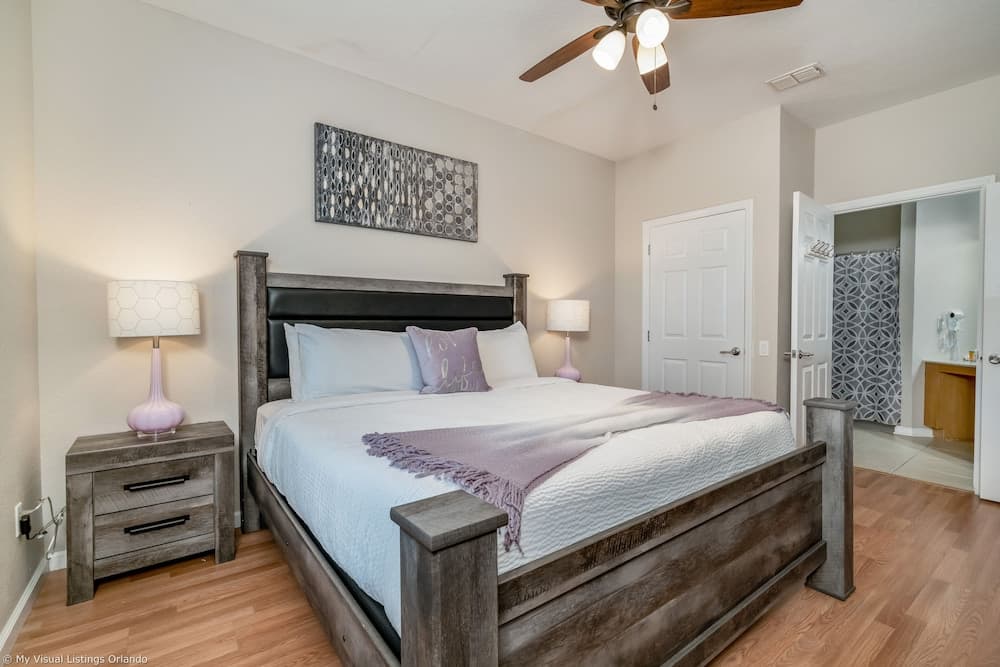 Stylish and Accessible in Vista Cay With Lake View - 3bd/2ba Condo 3vc114