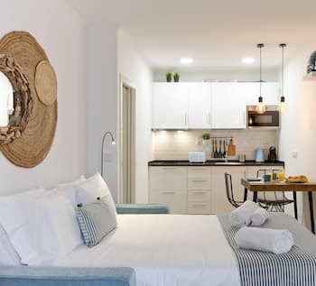 Metade Charming Studio in Lisbon Center