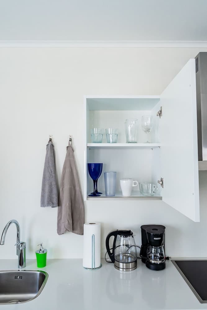 The Palm Leaf Apartments