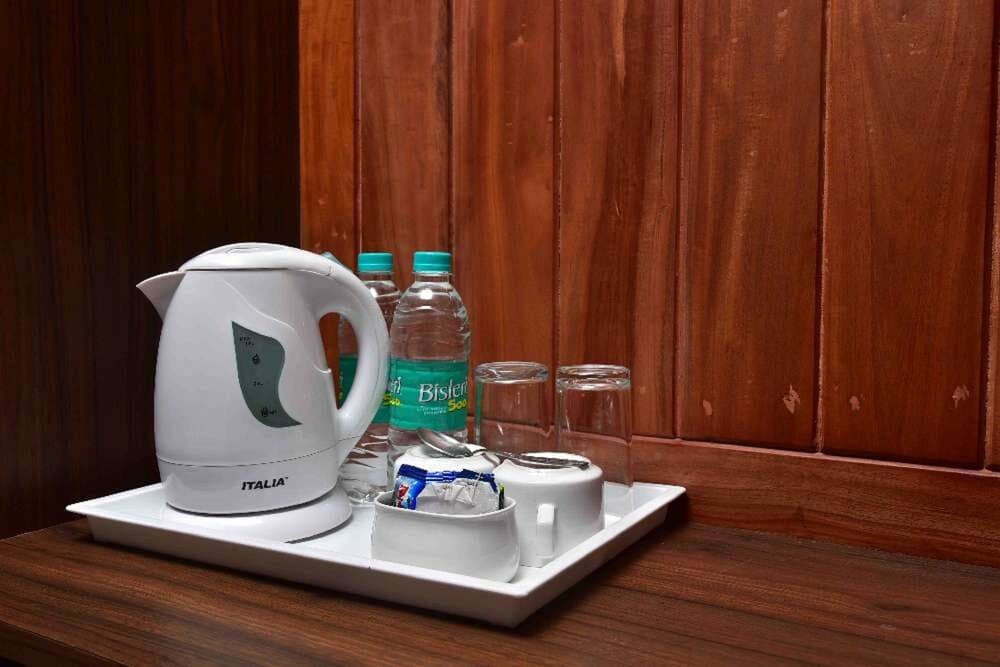 Holiday N Holiday Beach Resort