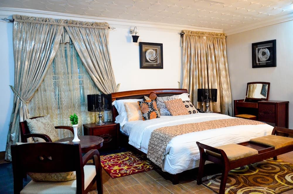 Crystal House International Hotel